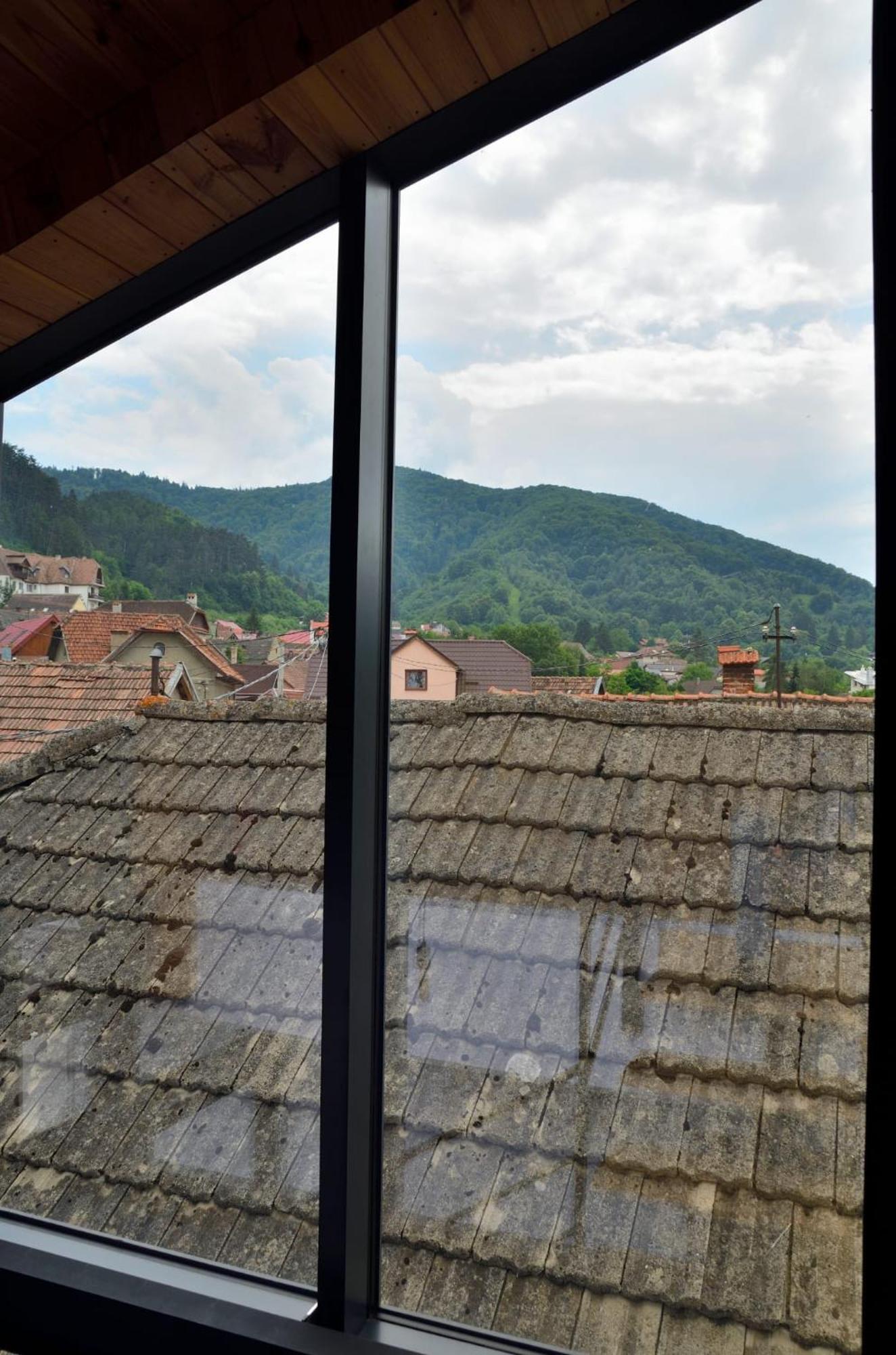 Casa Chiper - Attic Apartment With View 布拉索夫 外观 照片